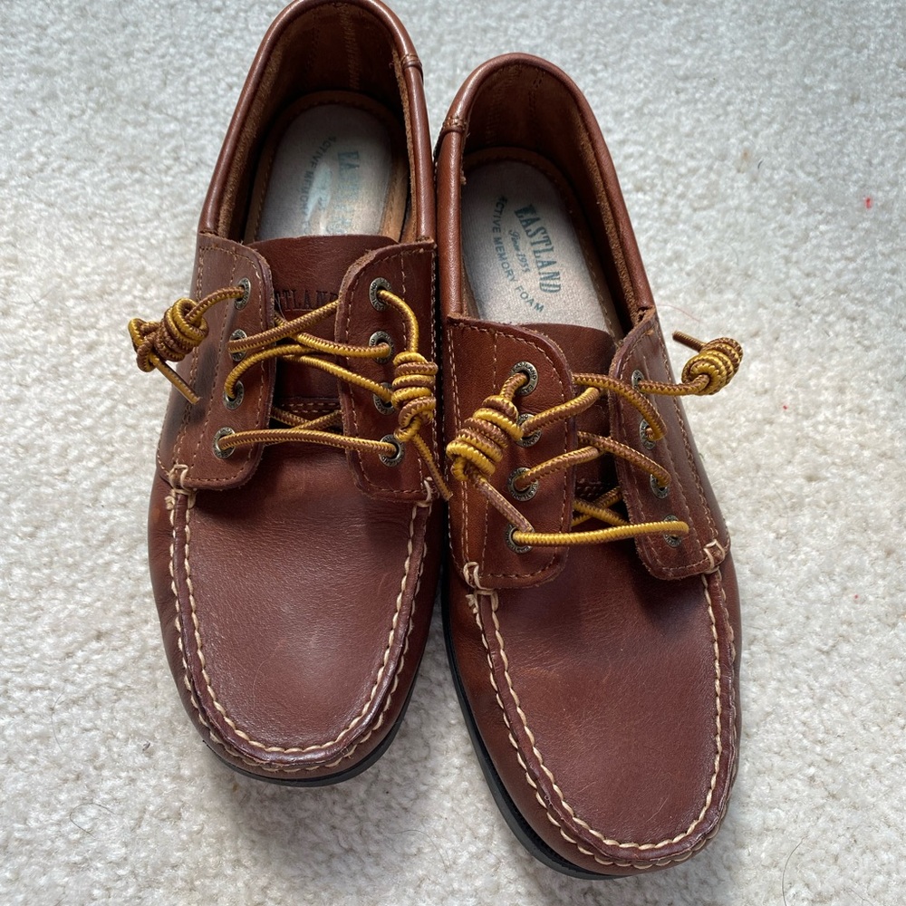 BRAND NEW Eastland slip on boat shoes size 7